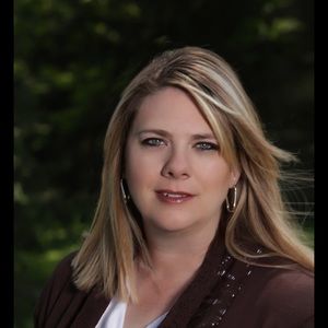 Meet your Posher, Wendi