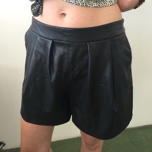 Zara black leather jogger short
