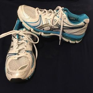 Asics gel-kayano 18. Size 8.