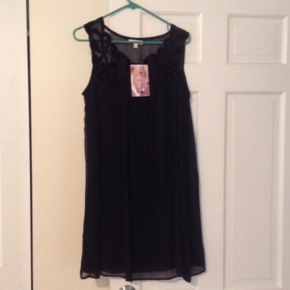 LBD -- Black holiday sleeveless shift dress, NWT