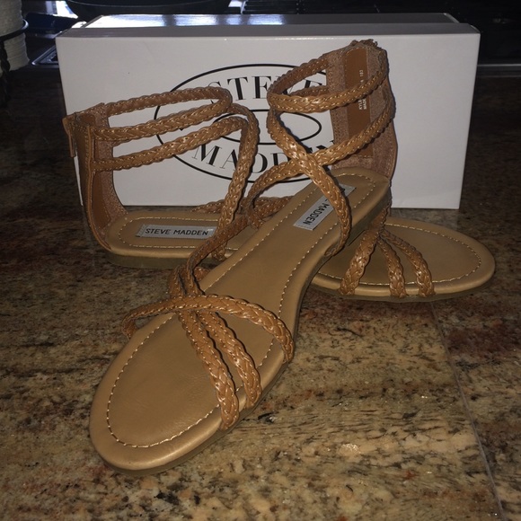 ❣SALE ❣Brand New Steve Madden Brown Sandal