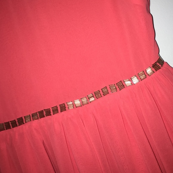 Coral dress 💝 - Picture 2 of 3