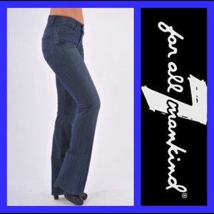 7 FOR ALL MANKIND: High waist bootcut - size 28