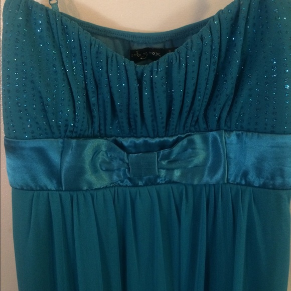 BLUE DRESS - Picture 4 of 4