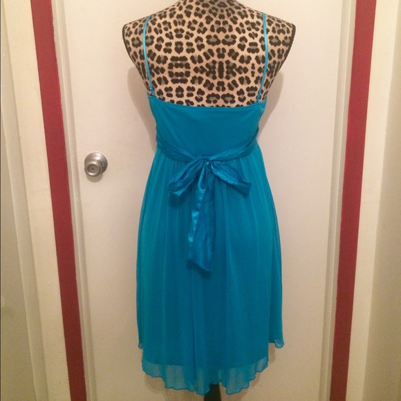 BLUE DRESS - Picture 2 of 4