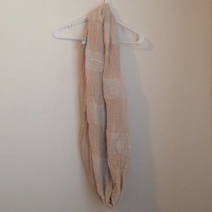 BP white/cream infinity scarf