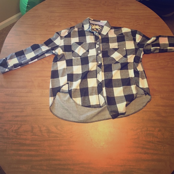 Long sleeve button down flannel