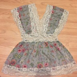 Lace top