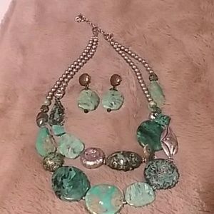 Necklace and earring set