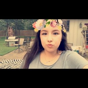 Meet your Posher, Vanessa