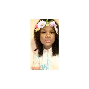 Meet your Posher, Jeniah