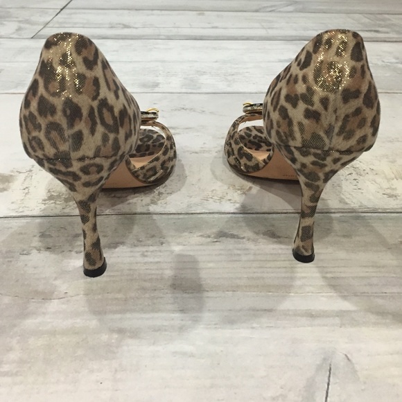 GORGEOUS Manolo Blahnik peep toe heels - Picture 2 of 4