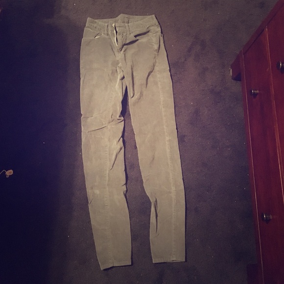 Cute corduroy skinnies