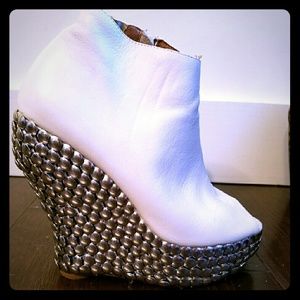 Jeffrey Campbell Shoes