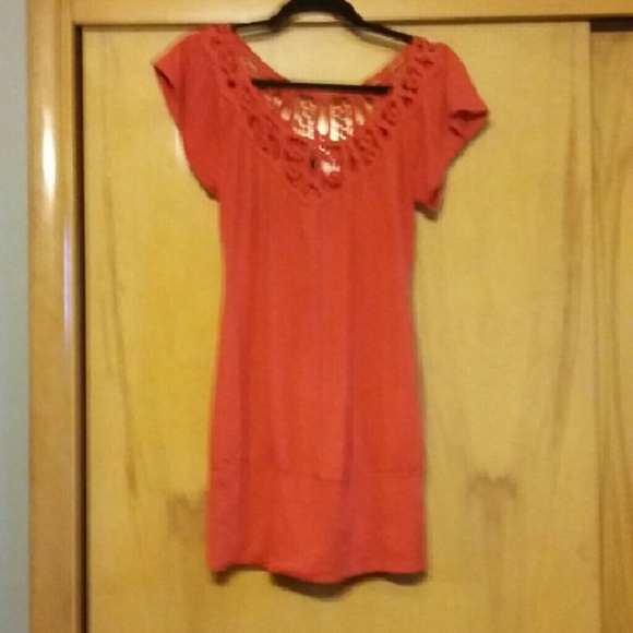 Vanity orange (size Medium) shirt