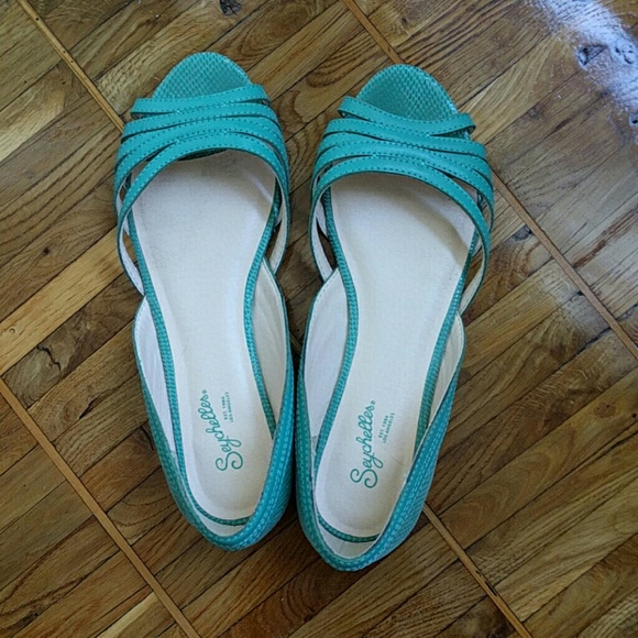 Seychelles flats