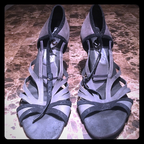 Salsa shoes