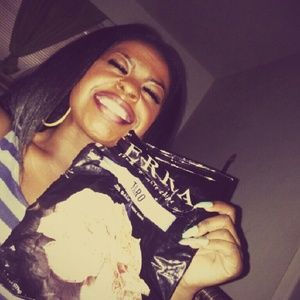 Meet your Posher, Alexia