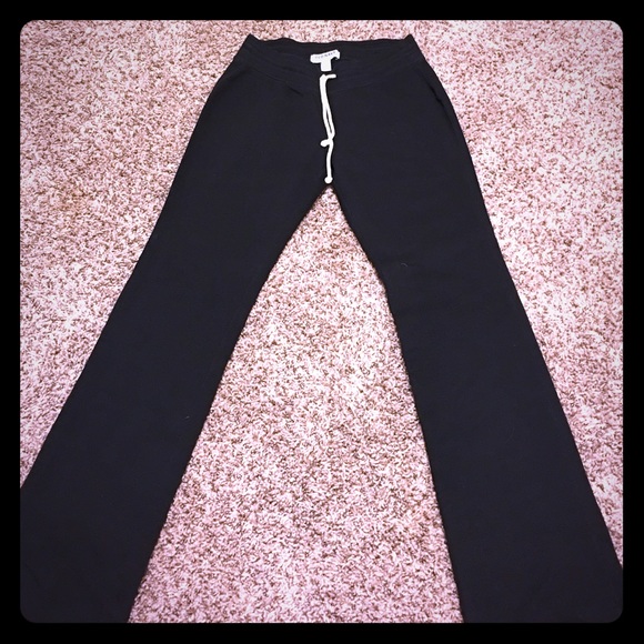 Black sweat pants