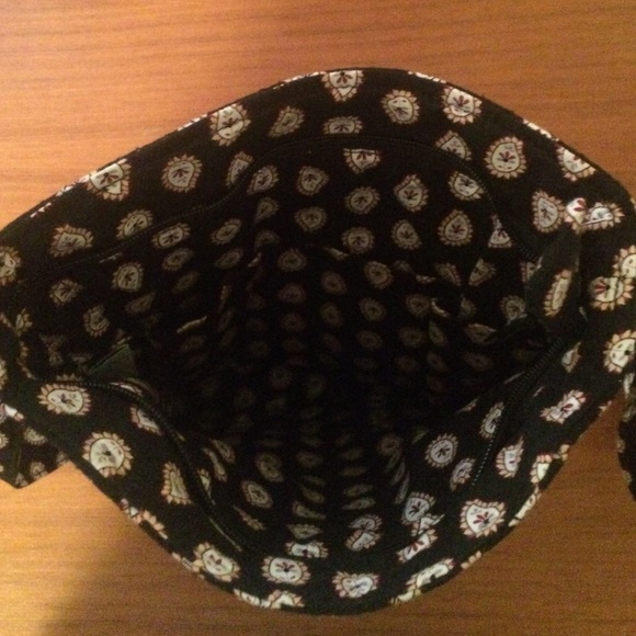 Vera Bradley floral design cross body bag - Picture 2 of 3
