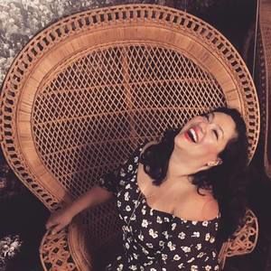 Meet your Posher, Luana