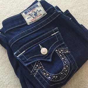 Size 27 True Religion low rise jeweled pocket jean