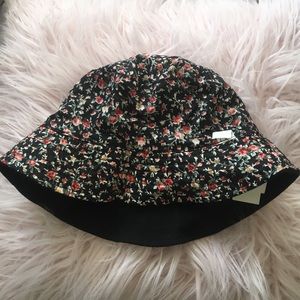 Floral bucket hat