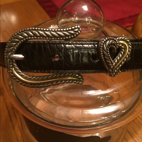Like new Brighton belt. Perfect Valentine’s gift!