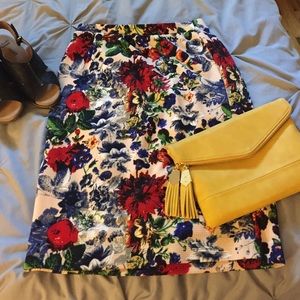Floral pencil skirt from stitch fix. Worn once!