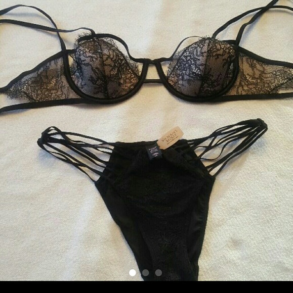 Victoria's Secret bra size 36C + panties