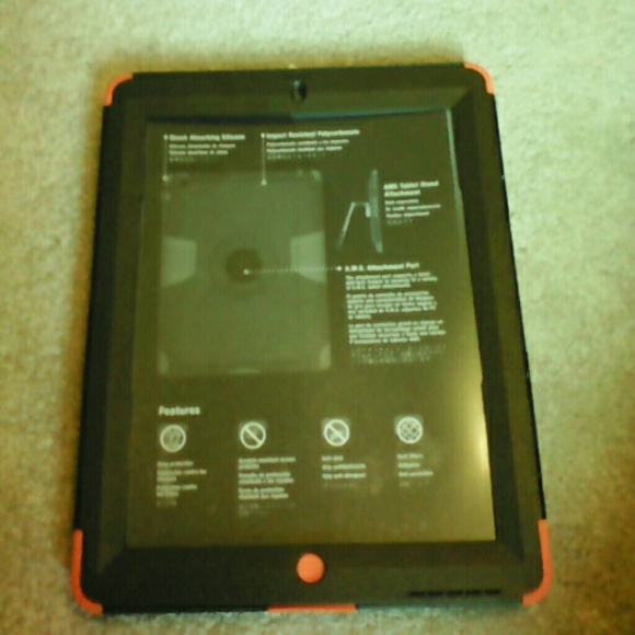 iPad case - Picture 2 of 2