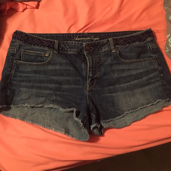 AE "high rise festival" shorts