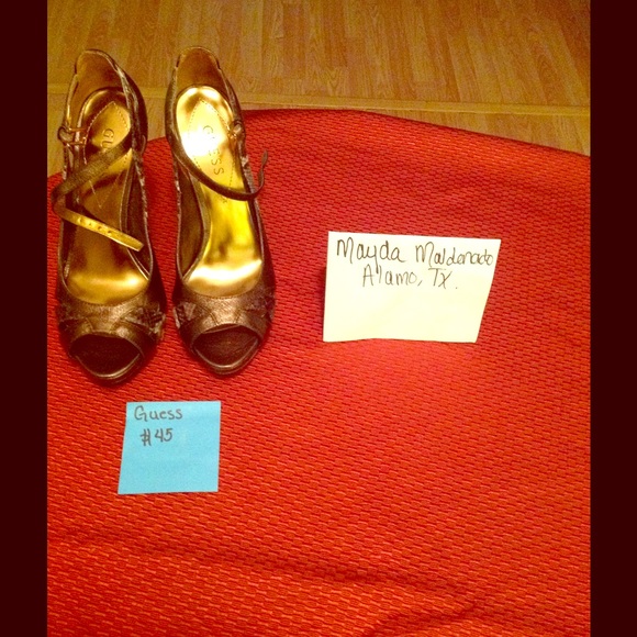 Nine West - Picture 1 of 1