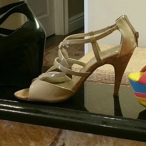 Shoe