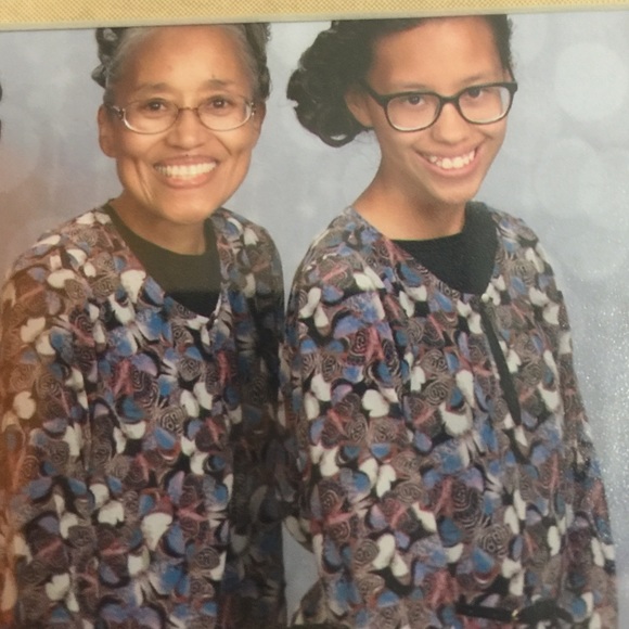 ⛄️️SALE! Forever 21 Blouse - Picture 4 of 4