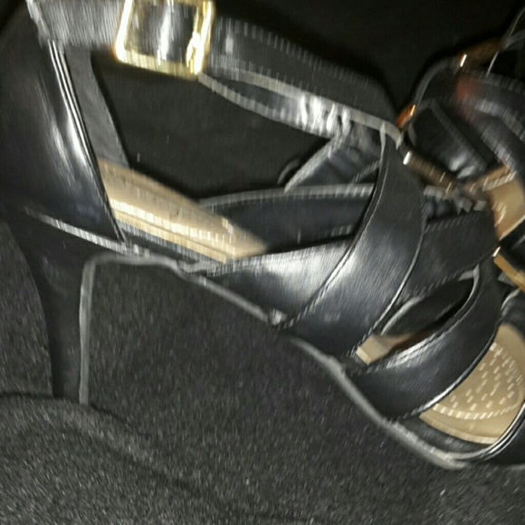 High heels - Picture 2 of 4