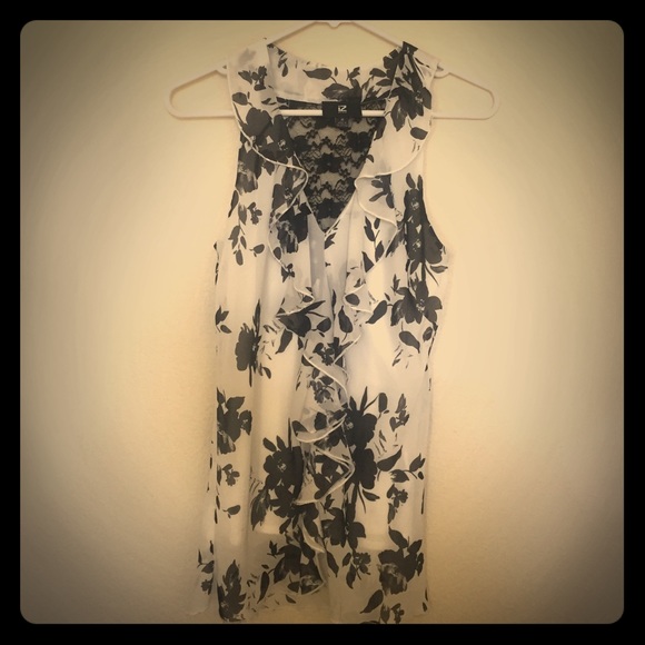 IZ Byer Cream & Black Top