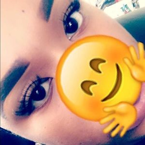 Meet your Posher, Tiona