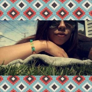 Meet your Posher, Leonora