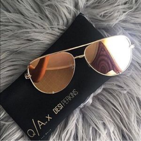 Quay x Desi Perkins "High Key" Aviators (GOLD)
