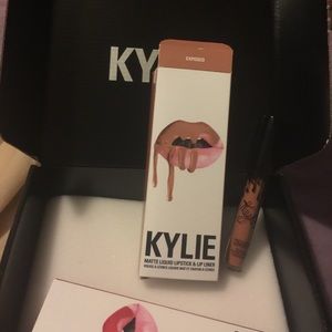 Kylie lip kit exposed