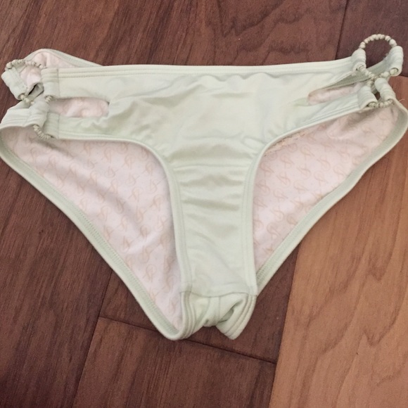 Victoria Secret's bikini bottom size S