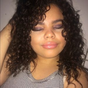 Meet your Posher, Ami