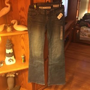 Adorable jeans never worn