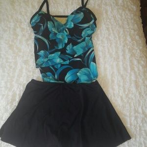 Tankini. with skirt bottom