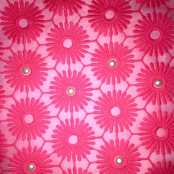 Lilly Pulitzer - Picture 2 of 4