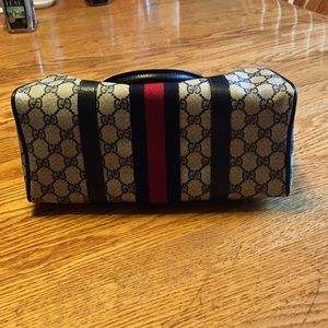 Additional Photos of Gucci purse and wallet