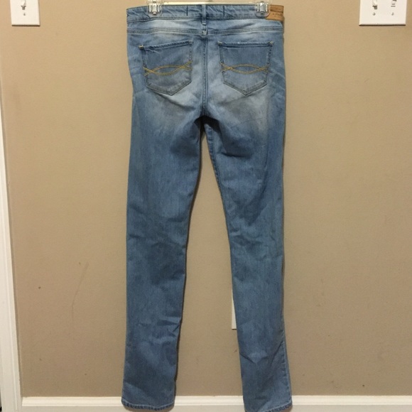 Abercrombie and Fitch low rise skinny jeans - Picture 3 of 4