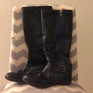 Black riding boots