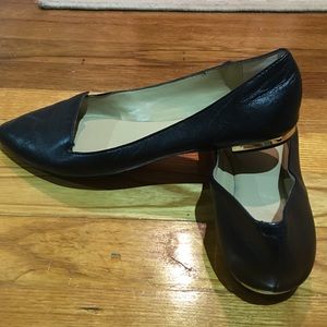Ann Taylor flats